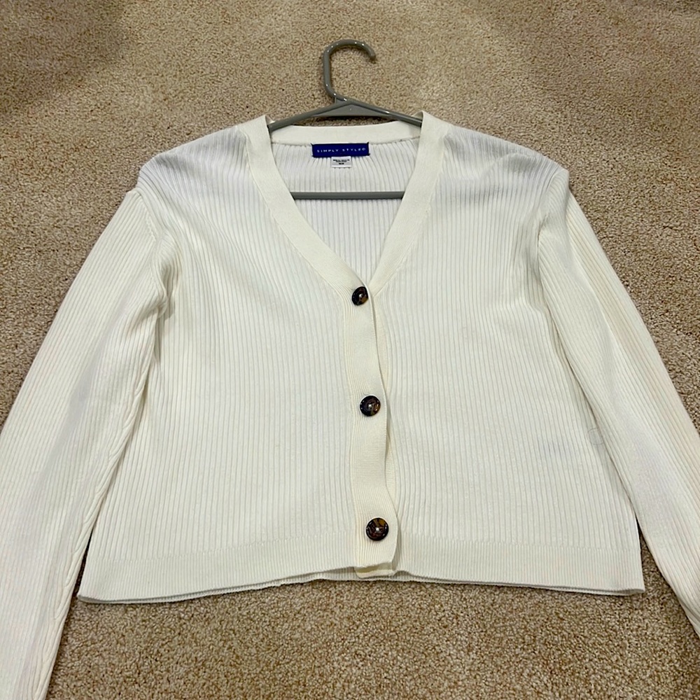 Women Long-Sleeve Cropped Rib-Knit Cardigan Sweater Size: Medium (Simply Styled)